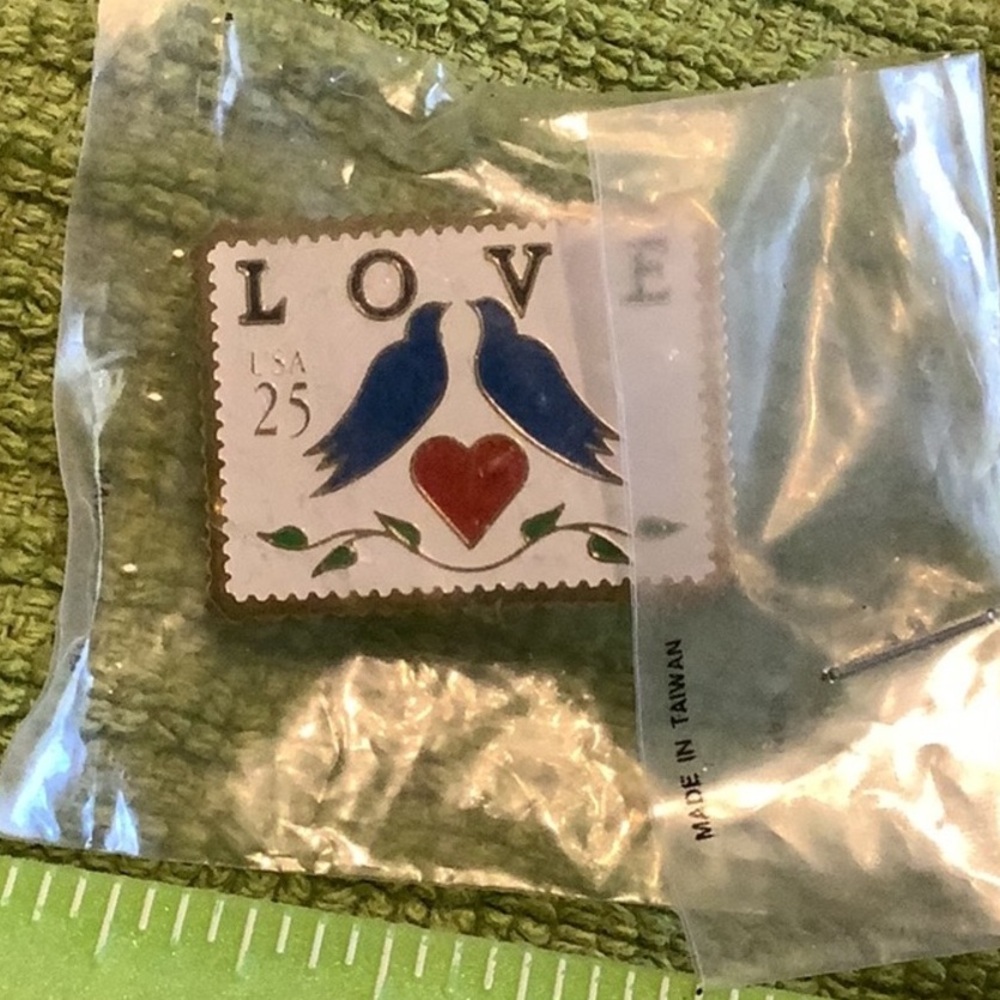 LOVE birds 25c usps postage stamp pin